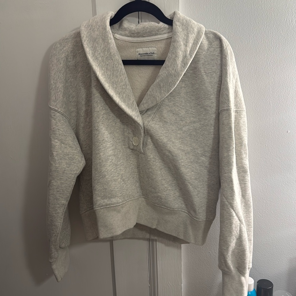 A&F Gray Collared Sweatshirt